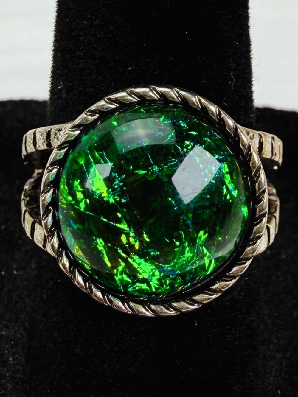Vintage aged, Silvertone, Ring with Green and Blue accent 7